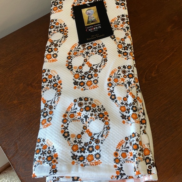 Cynthia Rowley Other - 2 Pack Cynthia Rowley Floral Skull Halloween Towels